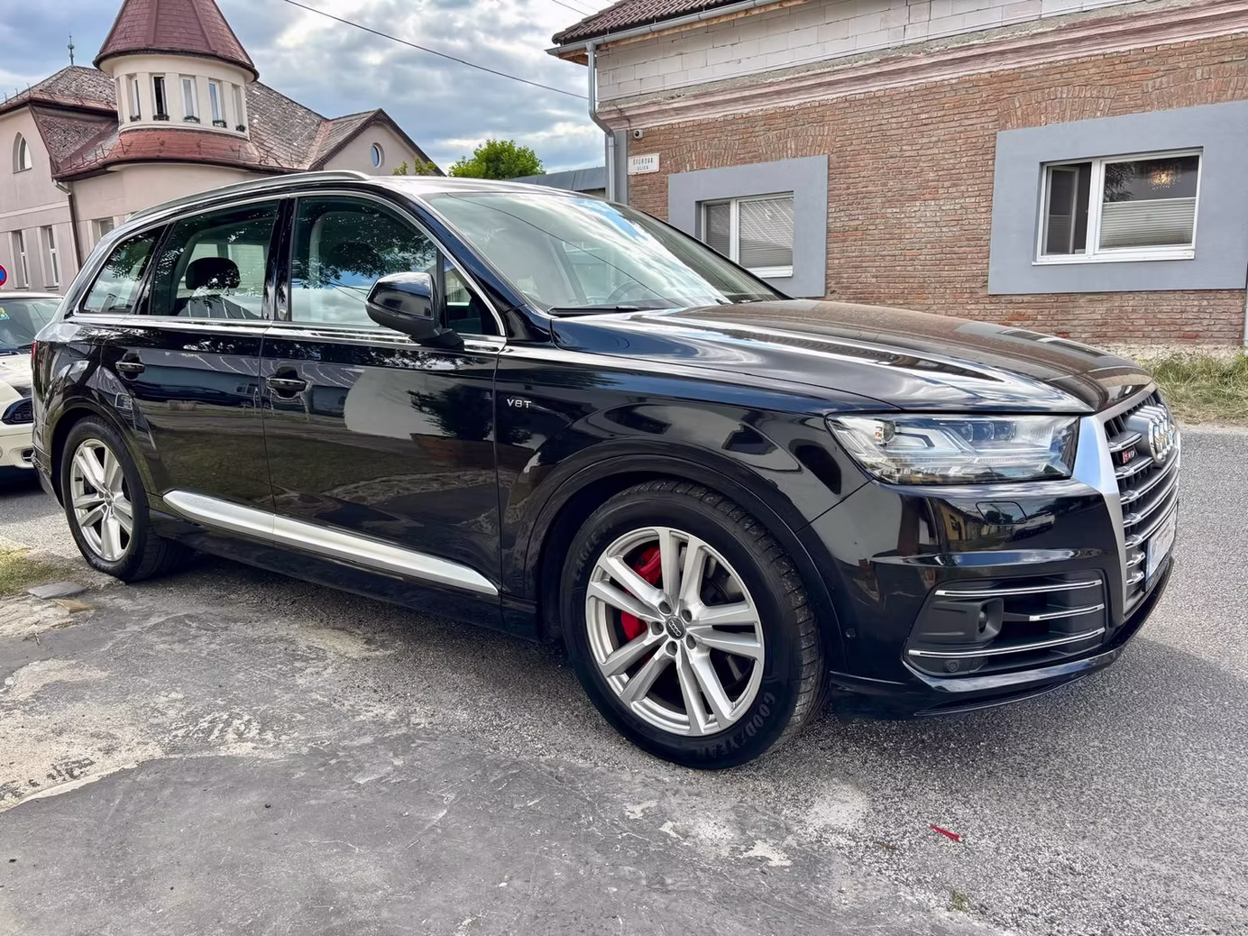 2017 AUDI SQ7, čierna suv, 152 600 km